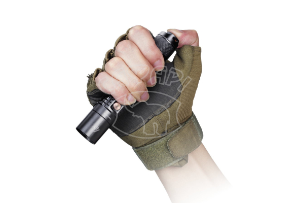 Тактичний ліхтар Fenix UC35 V2.0 XP-L HI V3