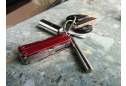 Мультитул-брелок Leatherman Squirt PS4 Red