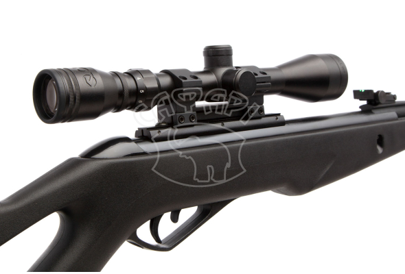 Винтовка пневматическая Gamo Whisper X Vampir с оптическим прицелом